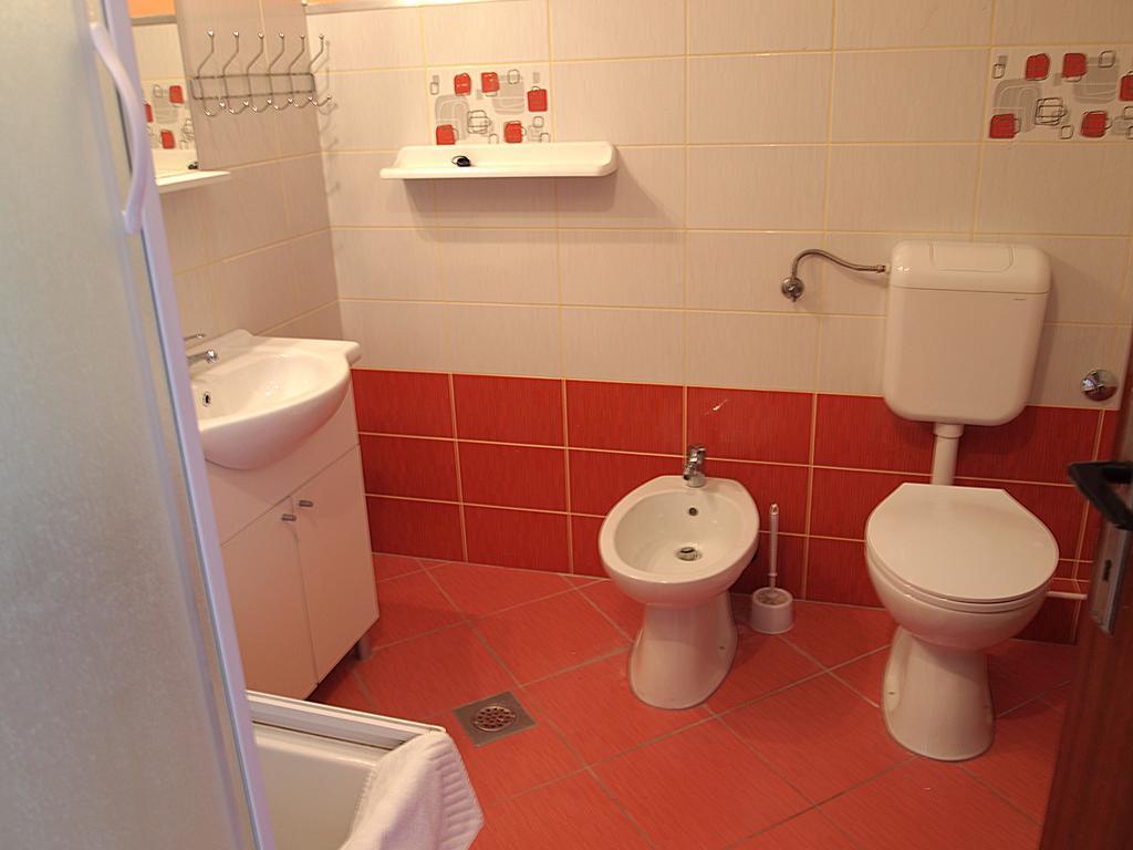 Apartmani Delfin Grebaštica المظهر الخارجي الصورة