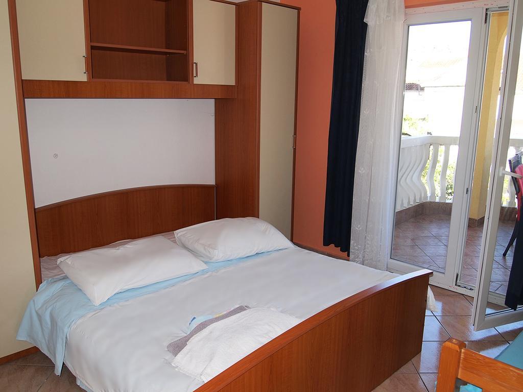Apartmani Delfin Grebaštica المظهر الخارجي الصورة