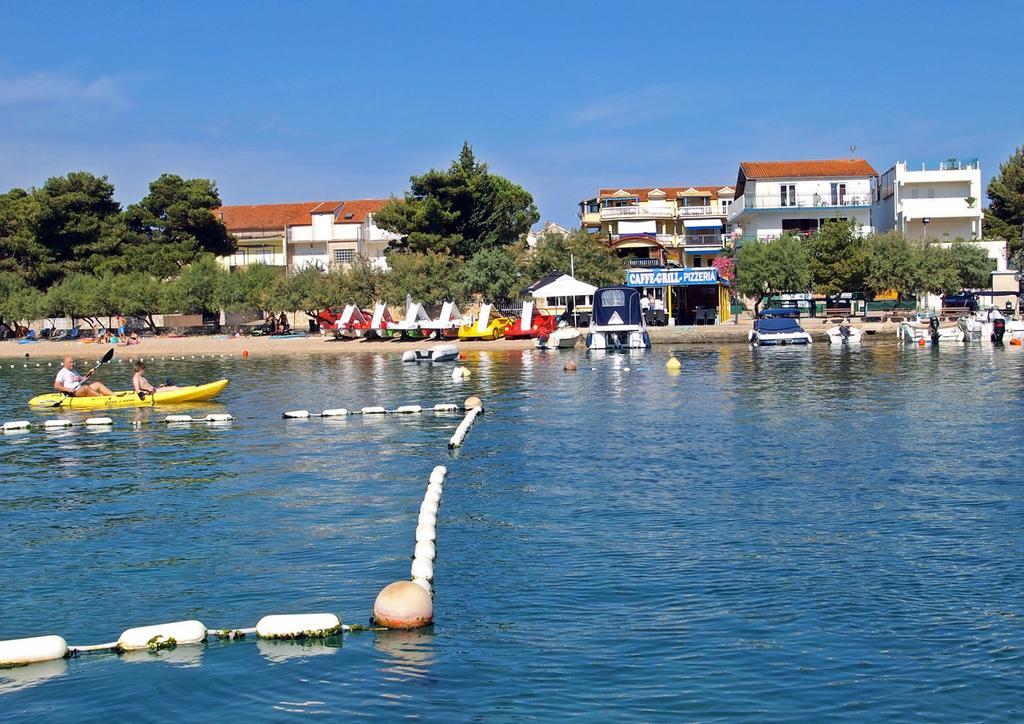 Apartmani Delfin Grebaštica المظهر الخارجي الصورة